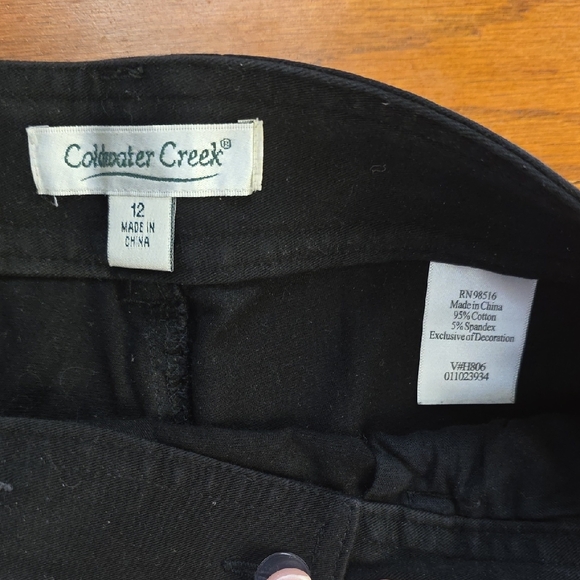 Coldwater Creek Black Cropped Pants with Button Accents - Picture 2 of 3
